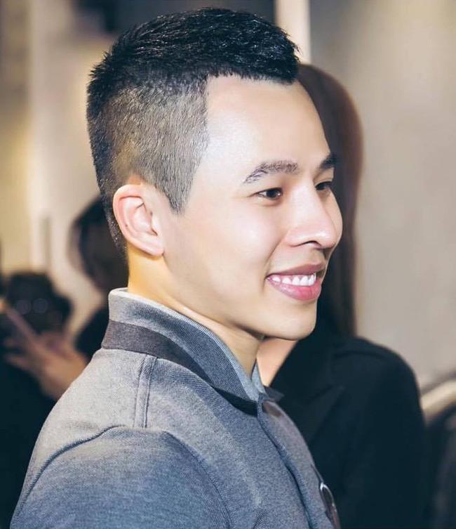 Chiếc mũi nhọn hoắt lủng lẳng trên mặt trùm chân dài Vũ Khắc Tiệp đang bị nghi là hậu quả đáng sợ của biến chứng thẩm mỹ-2