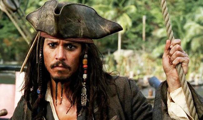 Fan biểu tình đòi Johnny Depp quay lại Cướp biển vùng Carribean-1