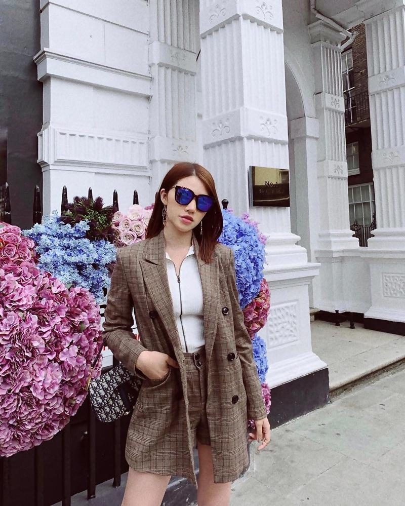 Hương Tràm hết khoe da đẹp đến street style chất lừ ở Mỹ - Sĩ Thanh lên đồ chói chang ngày hè-5