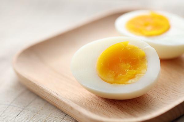 Luộc trứng rất kỵ hành động này, nhiều người không biết bảo sao ăn vào hại sức khỏe-3