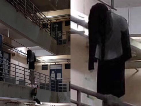 Hú hồn bức ảnh đôi chân người phụ nữ sừng sững giữa tàu, ai nhìn cũng phải vò đầu bứt tai truy tìm sự thật-10