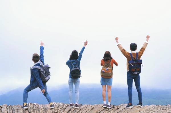 Thanh xuân, nhất định phải theo đuổi một ai đó, dù là đơn phương!-1