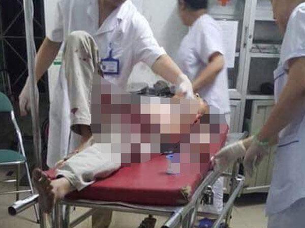 Hà Nội: Nam thanh niên dùng dao đâm bố mẹ vợ nhập viện cấp cứu-1