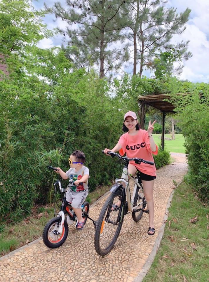 Tiết lộ học phí ngôi trường con trai Ly Kute đang theo học, ai nghe xong cũng phải ngưỡng mộ bà mẹ đơn thân-5