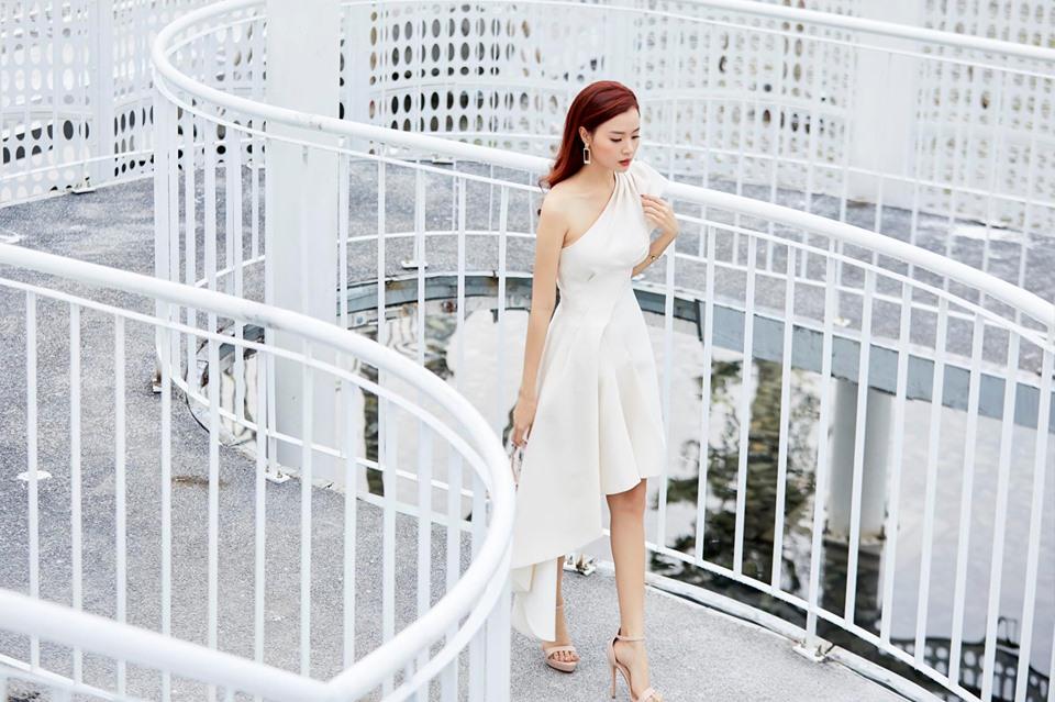 Hotgirl Salim bất ngờ bị người phụ nữ trung niên chửi sấp mặt: Bố mẹ không biết dạy, học thức chắc chỉ hết cấp 1-7