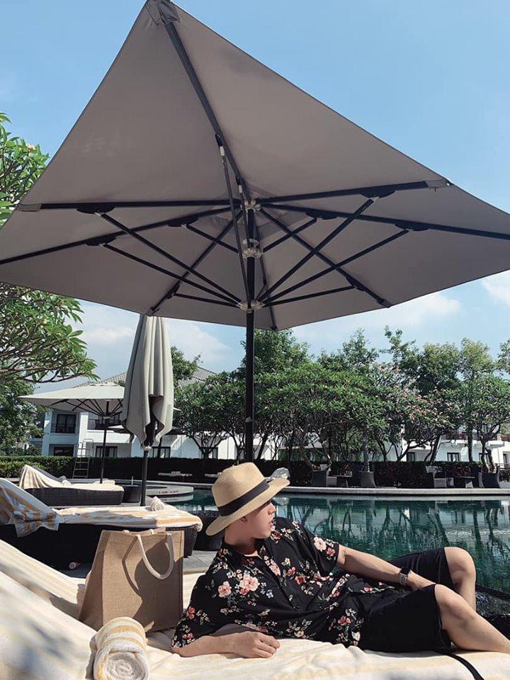 Hotgirl Salim bất ngờ bị người phụ nữ trung niên chửi sấp mặt: Bố mẹ không biết dạy, học thức chắc chỉ hết cấp 1-8