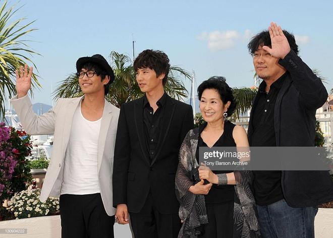 Đạo diễn phim đoạt Cành cọ vàng và Won Bin quấy rối diễn viên gạo cội?-2