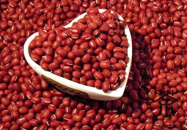 Hóa ra đây là cách nhà giàu hay dùng để đuổi vận xui, ai không biết phí cả đời-2