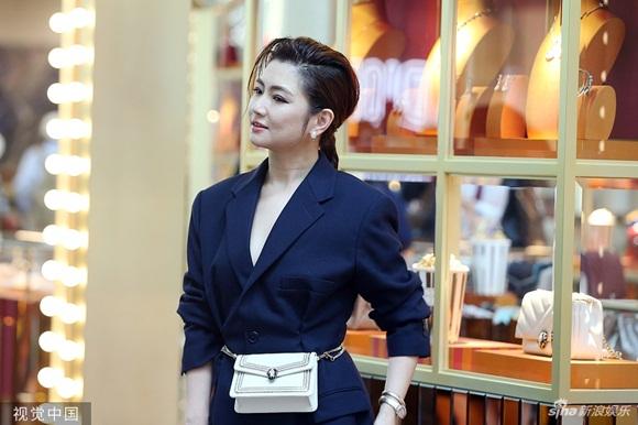 9 năm sau vụ bỏng, Selina (S.H.E) tự tin tỏa sáng đi dự sự kiện dù còn nhiều vết sẹo nhằng nhịt-4