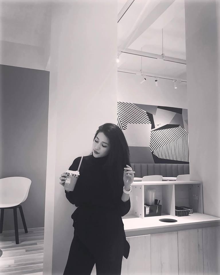 Cuộc sống của cựu hotgirl Vân Navy ra sao sau nửa năm kết hôn với chồng doanh nhân?-3