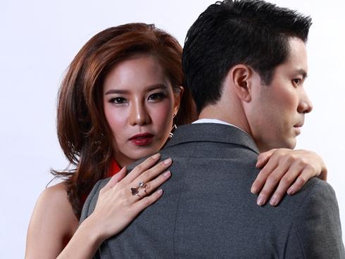 Mặc kệ đúng sai, quý cô cực phẩm Thái Lan bất chấp làm người thứ 3