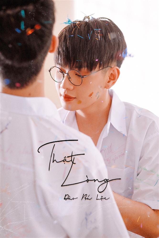 Hết mượn nhạc Châu Kiệt Luân, MV sặc mùi đam mỹ của Đào Bá Lộc lại bị tố đạo nhái OST Anime Hóa giải lời nguyền-1