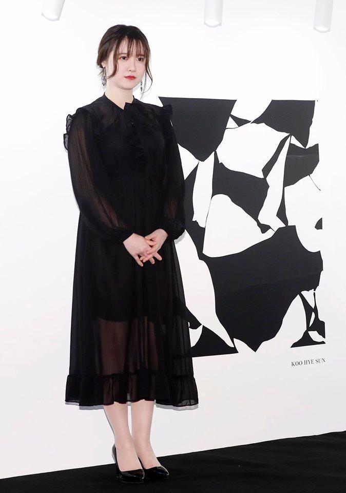 Nàng cỏ Goo Hye Sun tăng cân thấy rõ, liên tục lấy tay che vòng bụng to tướng-4