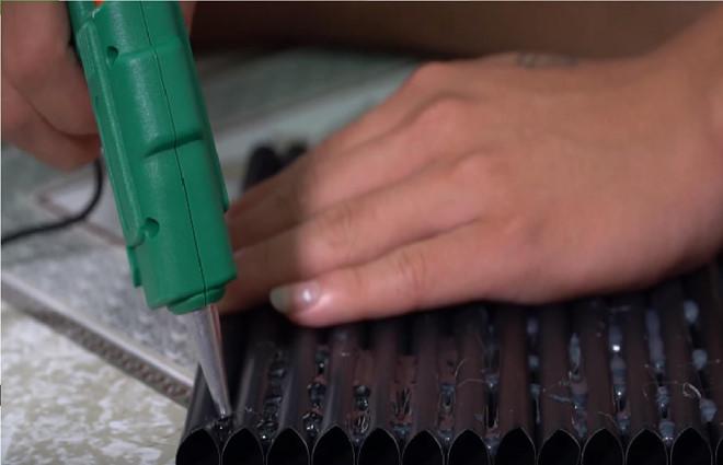 Làm nhà bằng 5.000 ống hút, vlogger bị chê tận cùng của thiếu ý thức-3