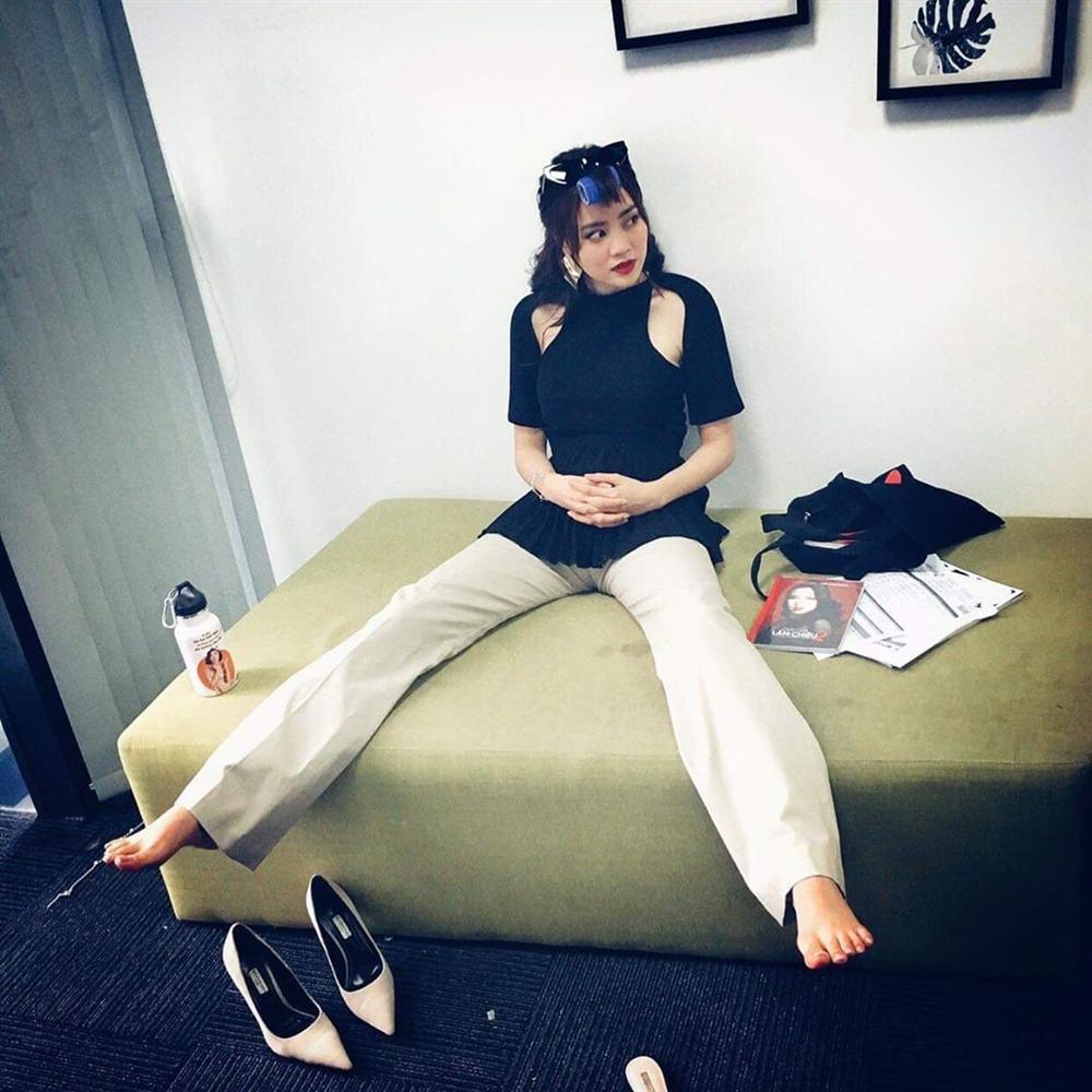 Đàm Thu Trang than mặt tròn vì lên cân khiến nghi án bầu bí càng có thêm cơ sở tin cậy-6