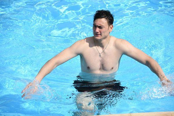 Body Lâm Tây ngày càng vạm vỡ, rắn chắc sau khi sang Thái Lan-5