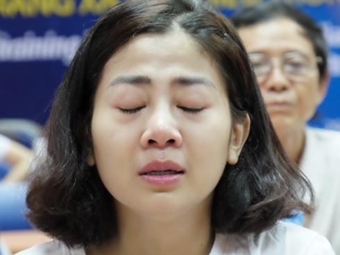 Mai Phương bức xúc khi bị nghi bán hàng kém chất lượng