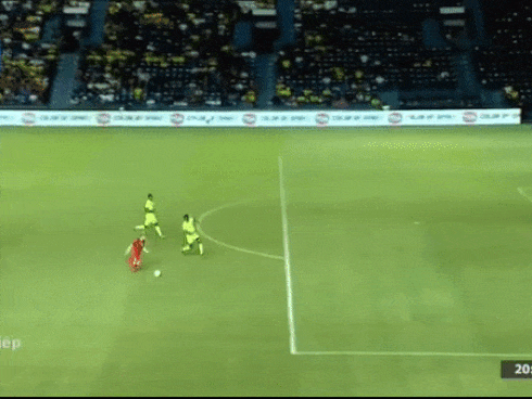 F5 lại cú đột phá chất hơn nước cất của Công Phượng