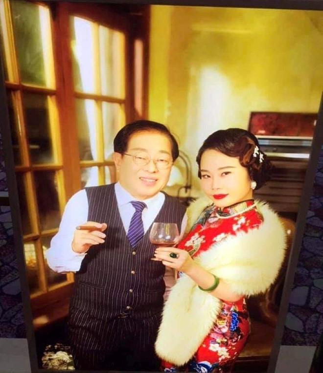 Quá khứ đình đám của nữ ca sĩ 9X cưới đại gia 71 tuổi-3