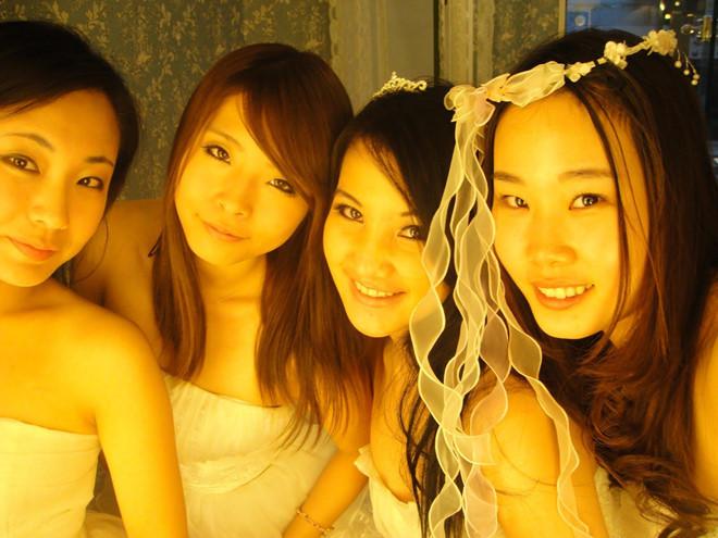 Quá khứ đình đám của nữ ca sĩ 9X cưới đại gia 71 tuổi-7