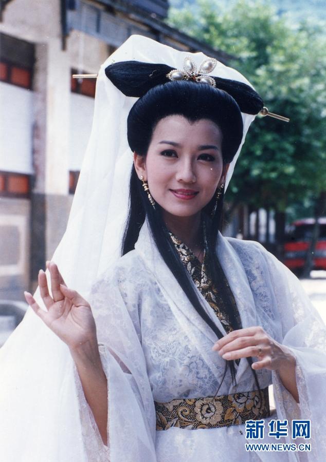 Dàn sao Bạch Nương Tử truyền kỳ sau 27 năm: Người chết trong nghèo khó, kẻ bị tố xâm hại tình dục-2