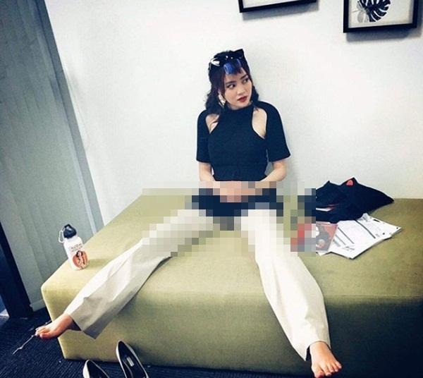 Ninh Dương Lan Ngọc khoe dáng ngồi kém duyên gây tranh cãi-1