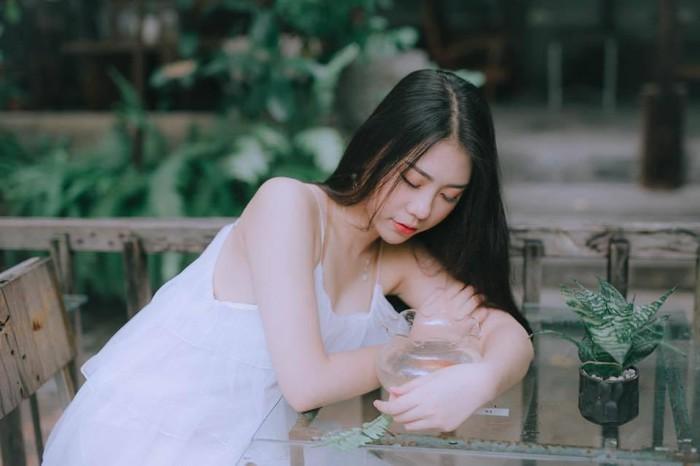 Hot girl Hải Phòng trong Về nhà đi con bức xúc vì bị đồn đi khách-7