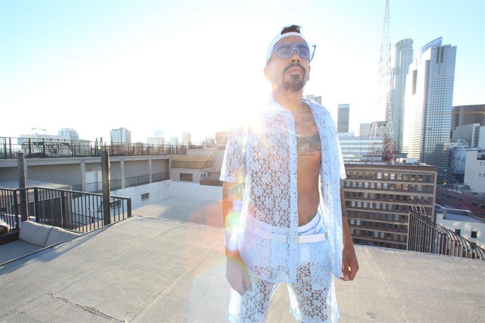 Short ren màu mè dành cho nam giá cả triệu đồng: bảo đảm thoáng mát nhưng có ai dám thử?-1