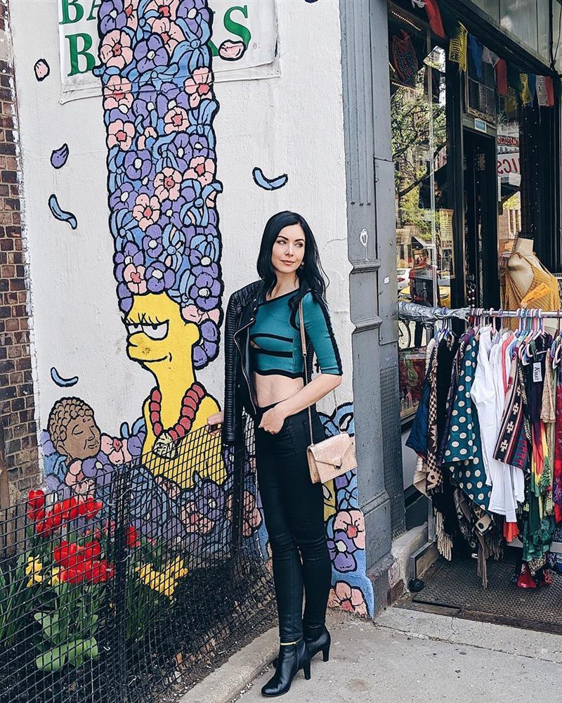 Bản tin Hoa hậu Hoàn vũ 10/6: Đồ nhàu xuất sắc giúp Trương Thị May chặt đẹp mỹ nữ mặc cũng như không-4