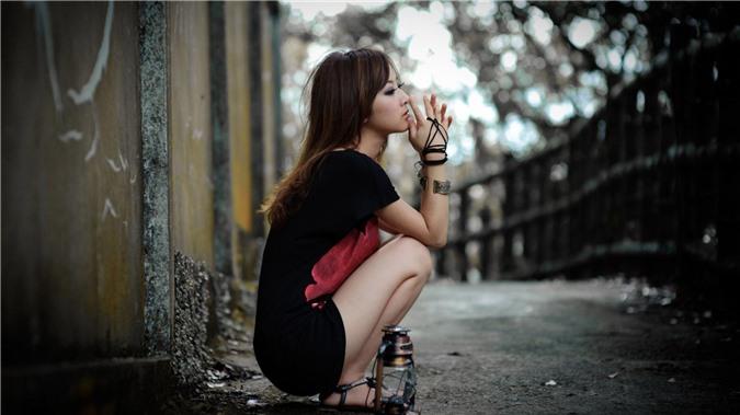 Vô tình uống say trong bữa tiệc sinh nhật bạn thân, tôi không ngờ khi tỉnh dậy, trên giường lại là người đàn ông mà tôi hằng ao ước bấy lâu-1