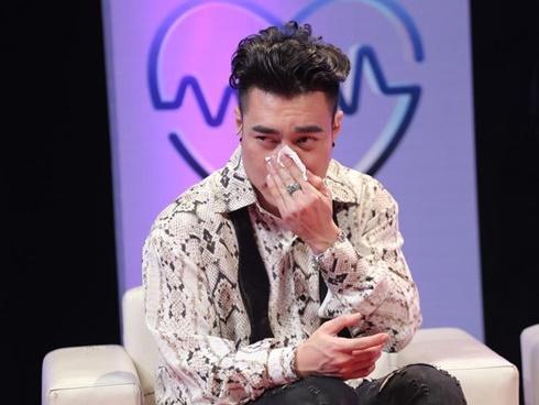 2 thanh niên hành hung Lê Dương Bảo Lâm phát cơm từ thiện: Công an khẳng định không phải đối thủ cạnh tranh bán hàng-3