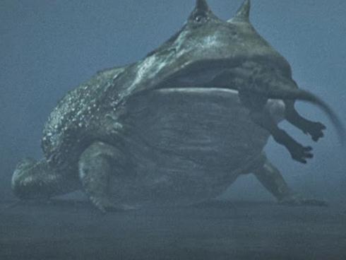 Bí ẩn về quái vật giữa hồ nổi tiếng nhất Trung Quốc