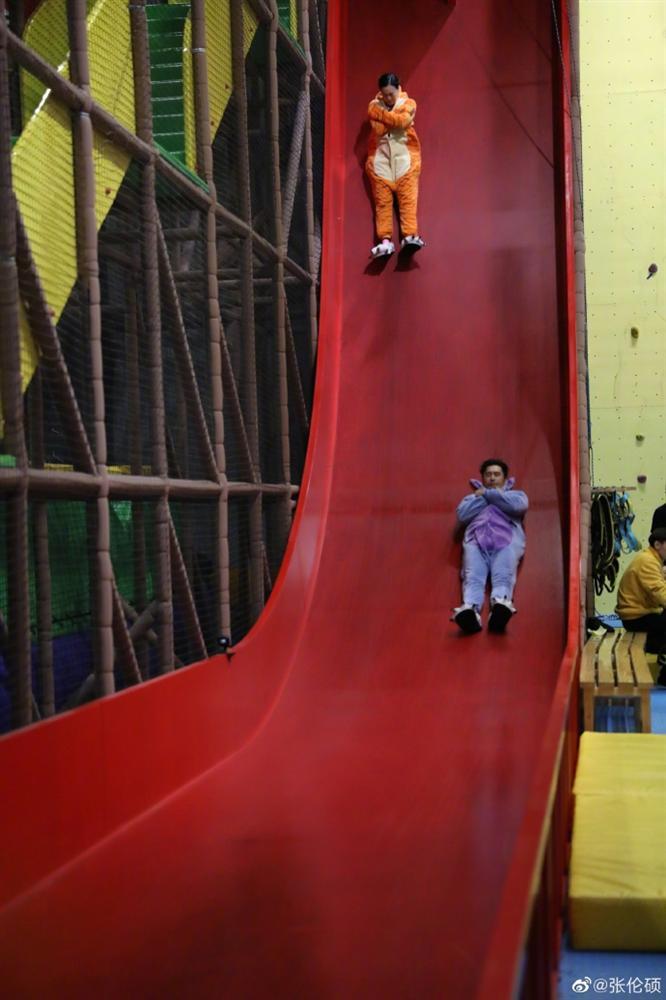 Bom sex gốc Việt kỷ niệm 4 năm yêu nhau với chồng trẻ bất chấp ồn ào rạn nứt hôn nhân-6