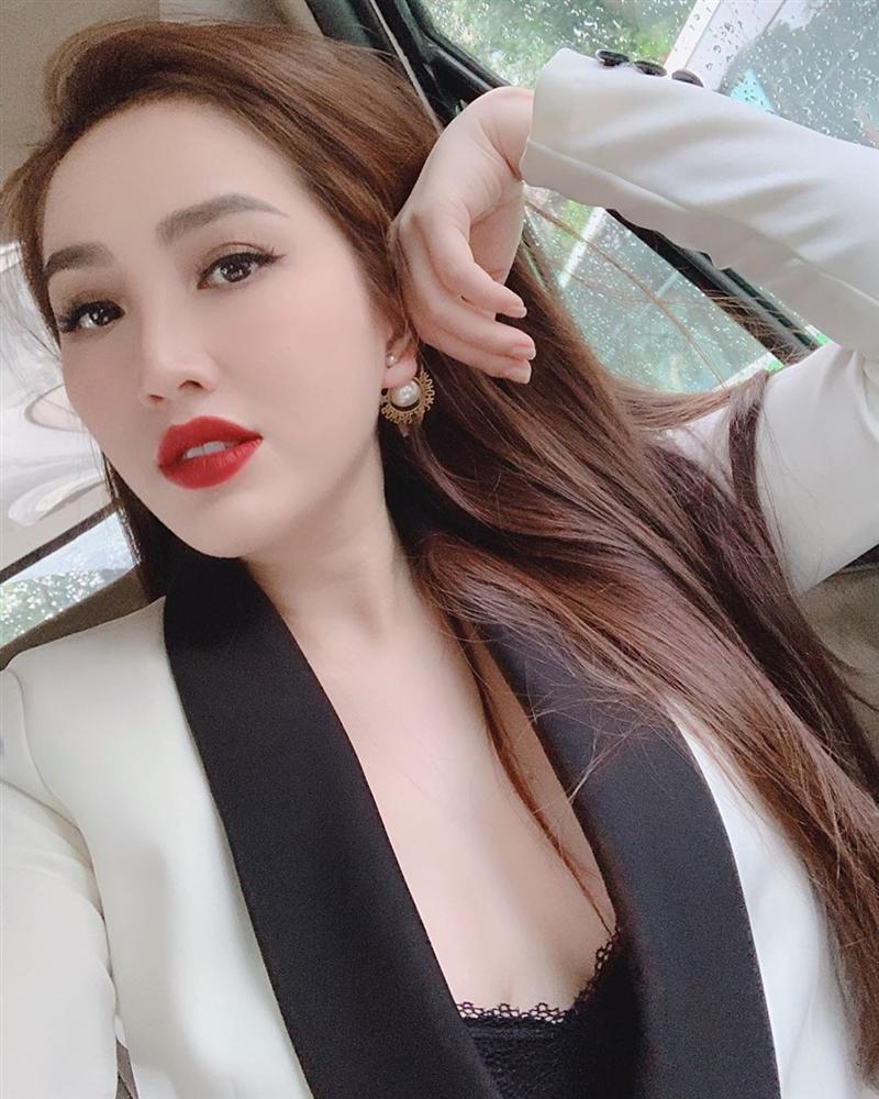 Sau ồn ào ly hôn Tim, bỗng nhiên Trương Quỳnh Anh bất ngờ thú nhận mê gái-2