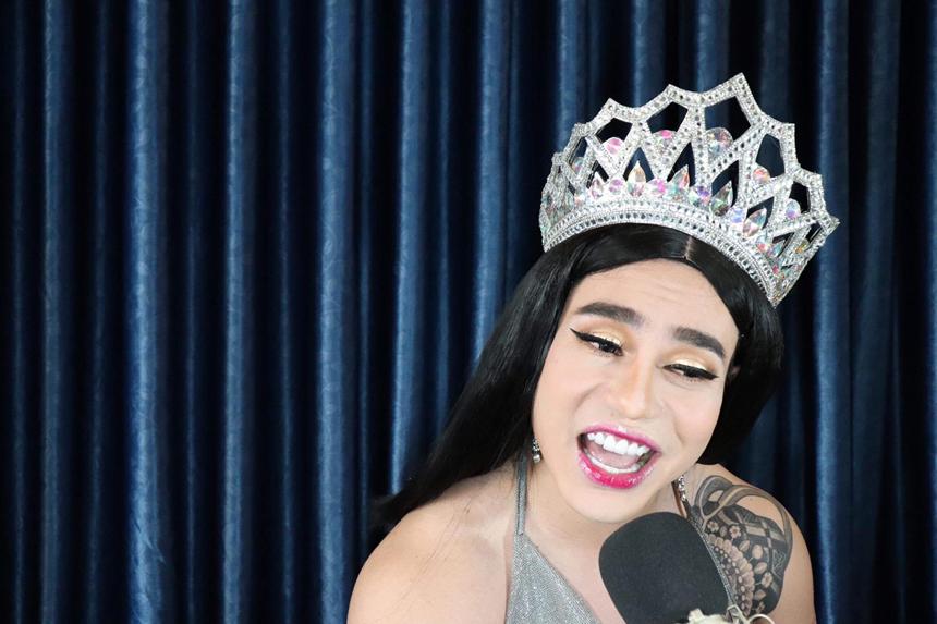 Phát ngôn showbiz luôn chiêu trò của Lan Phương có sai?-1