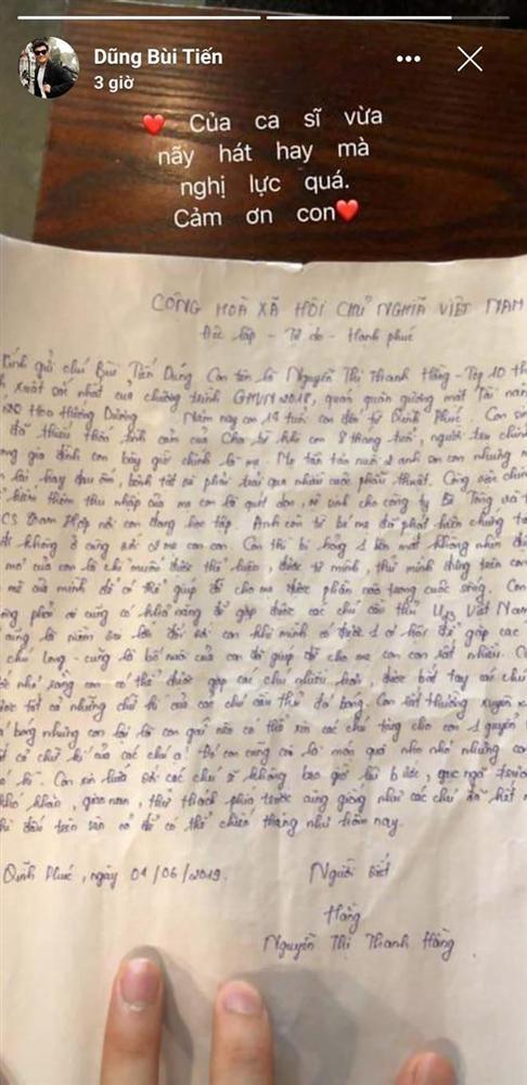 Bùi Tiến Dũng - chàng thủ môn chăm đọc, trả lời thư từ người hâm mộ-3