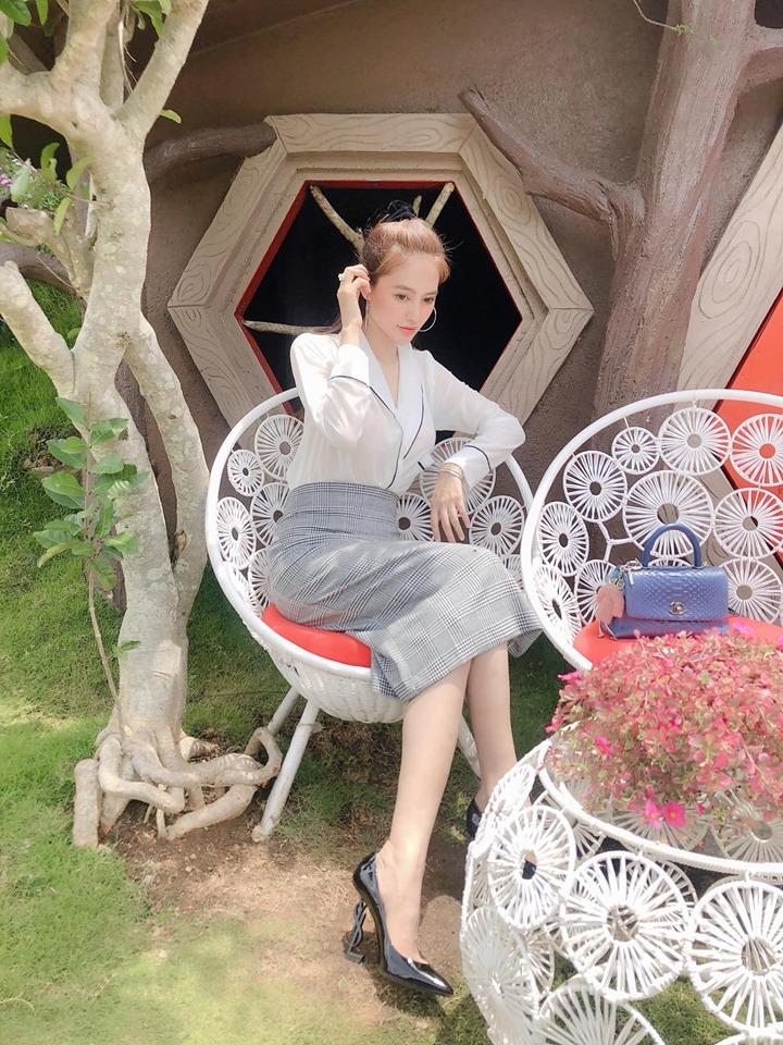 Những phát ngôn shock tận óc, nói 1 xiên xỏ 10 của người mẫu Linh Chi-6