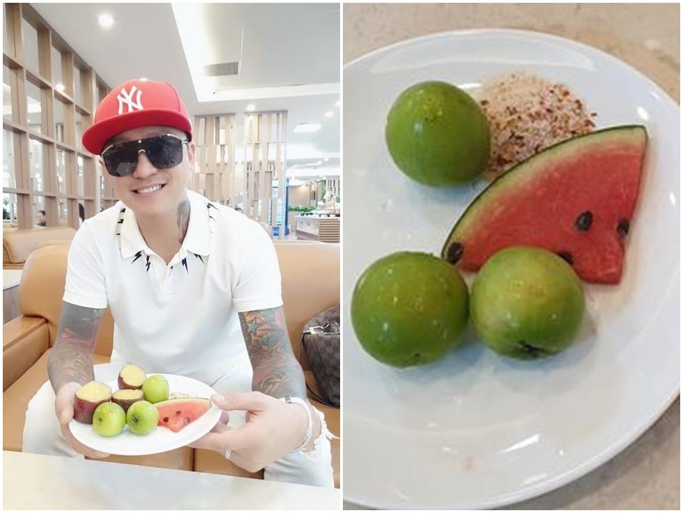 Sướng như Tuấn Hưng: được bà xã đại gia tặng hẳn giày hiệu-8