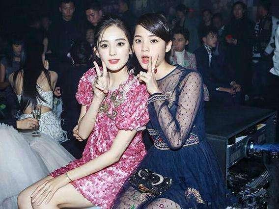 Nhan sắc sát thủ hợp ảnh Cổ Lực Na Trát khiến bất cứ giai nhân xứ Trung nào cũng phải e dè khi đứng cạnh-4