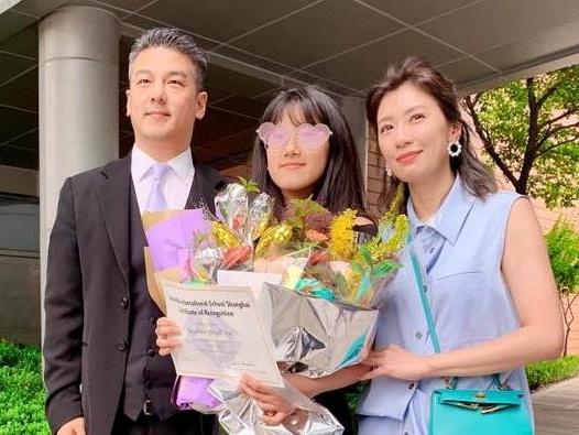 'Triệu Mẫn' Giả Tịnh Văn làm lành với chồng cũ sau 9 năm