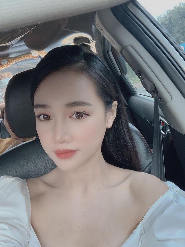 SAO MAKE OVER: Huyền Baby mặt y chang tượng sáp - khóc thét với màn trang điểm của Lê Dương Bảo Lâm-7