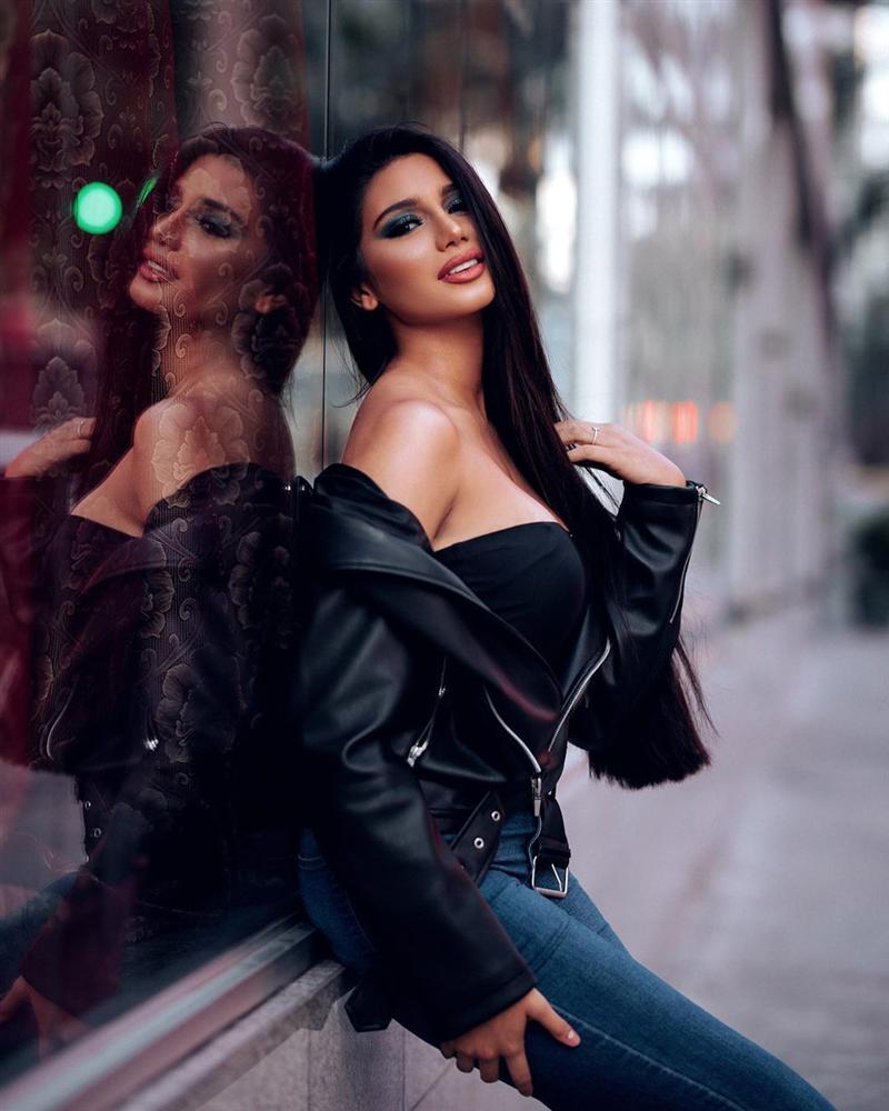 Bản tin Hoa hậu Hoàn vũ 13/6: Đầm body tuyệt đẹp giúp Hoàng Thùy hạ cùng lúc đối thủ Colombia và Philippines-11