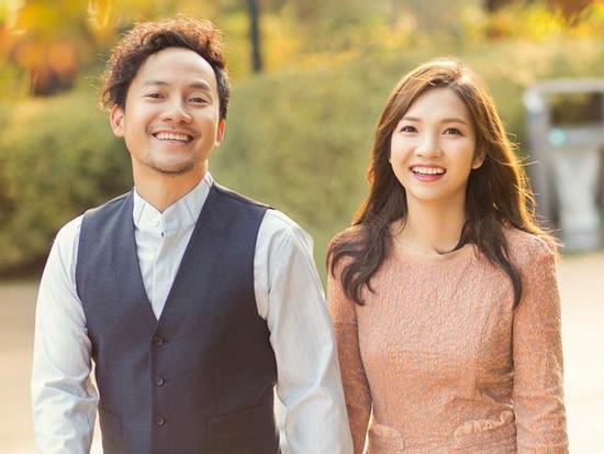 Vợ rapper Tiến Đạt lên tiếng về tin cưới chạy bầu