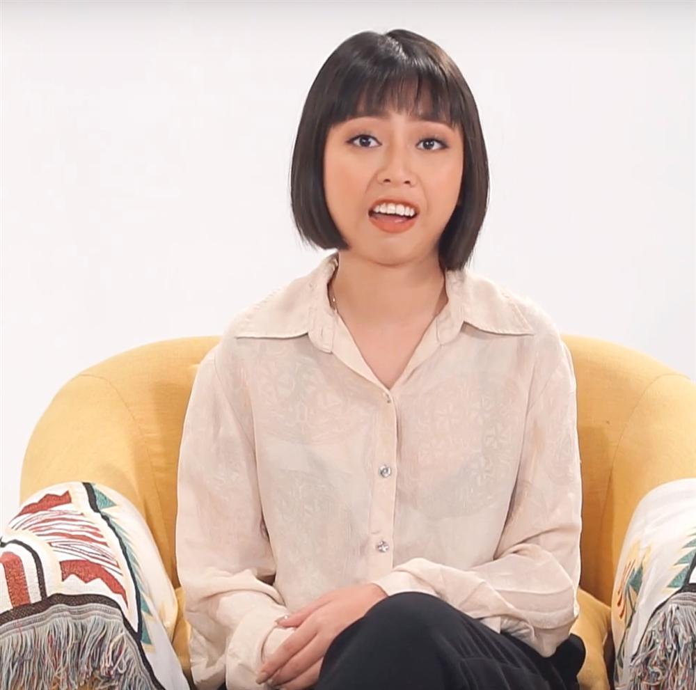 Cô gái khiến người nghe xoắn não với kiểu nói chuyện nửa Tây nửa ta: Tôi và gia đình bị làm phiền nhiều hơn là buồn-1