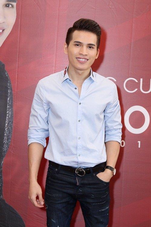 Sao nam Việt nhận ý kiến trái chiều khi công khai phẫu thuật thẩm mỹ-6