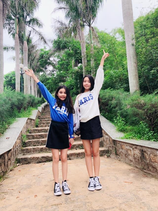 Cao như Hoa hậu, hai con gái của Quyền Linh còn có gout ăn mặc đồng điệu-9