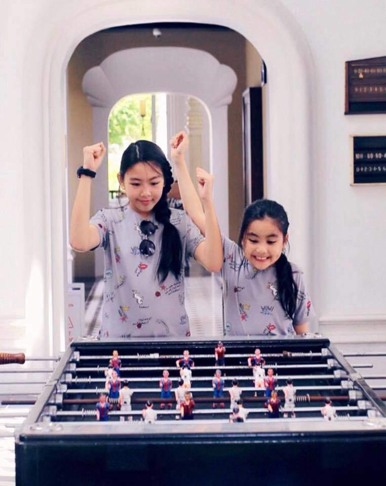 Cao như Hoa hậu, hai con gái của Quyền Linh còn có gout ăn mặc đồng điệu-14