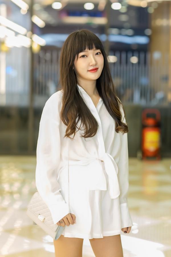 Chàng thị vệ của Chi Pu vướng tình tay 5 với 4 cô gái xinh đẹp-4