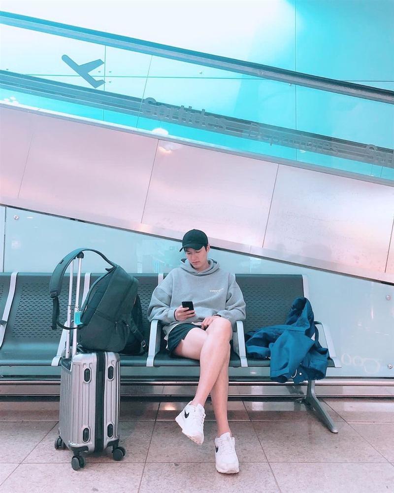 Ngoài Lee Min Ho, Kbiz còn đầy rẫy mỹ nam sở hữu đôi chân cực phẩm, đến phái đẹp cũng phải ghen tị-1