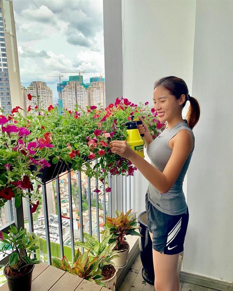 Đàm Thu Trang ăn mặc sành điệu khéo léo đáp trả tin đồn bầu bí-9